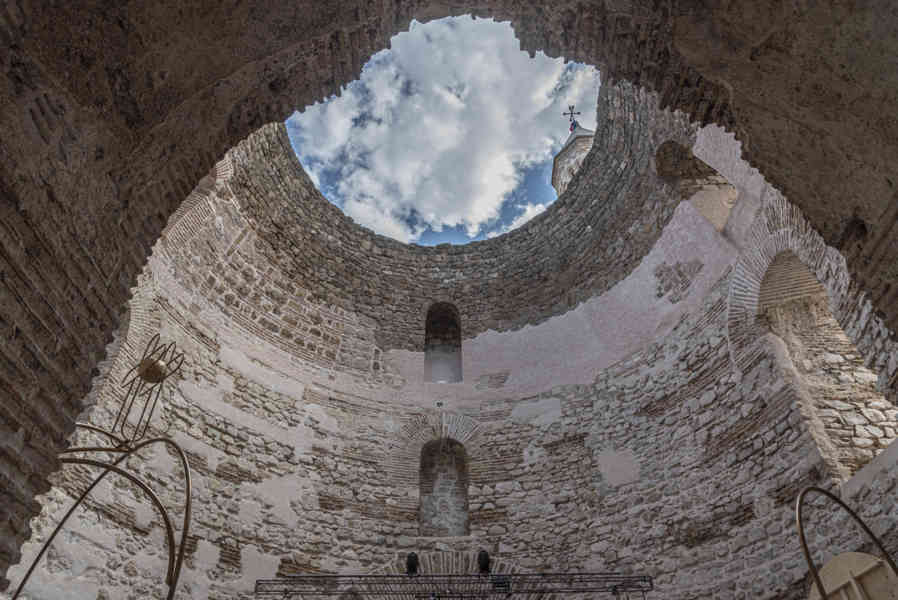 Croacia - Split 33 - palacio de Diocleciano - Vestíbulo